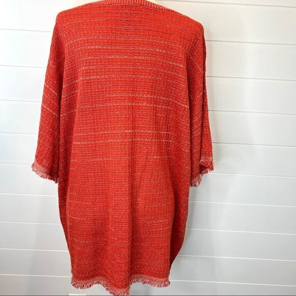 Zara Oversized knit Rust Colored Tunic Gold Accents Frayed Hemming S Runs big - Picture 3 of 4
